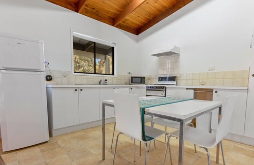 Swan Reach House | This rural holiday cottage offers the quintessential Victorian experience