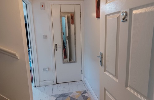 Gillingham Apartment | This spacious place is close to everything to make your stay meaningful. l