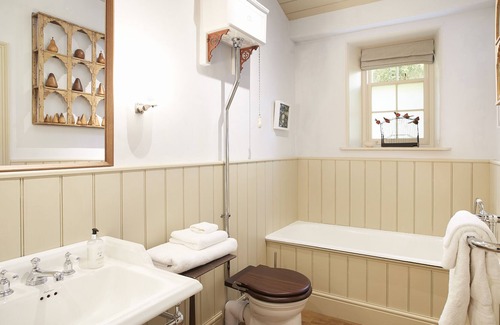 Wolterton Cottage | This splendid property is located just six miles from the North Norfolk coast.