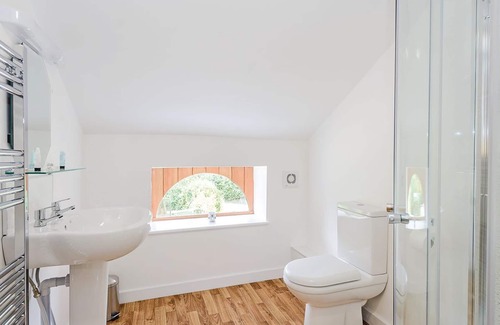 Wisbech Cottage | This superb, barn conversion is a perfect getaway for families and couples.