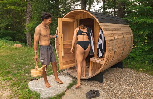 Chester Apartment | This tiny house is a 1 bedroom(s), 1 bathrooms, located in Chester, VT.