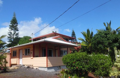Kehena House | This Two story Ocean View located in Kalapana Seaview Estate