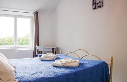 La Cambe House | This vacation property at the end of a quiet cul-de-sac welcomes you in a hamlet away from the touri