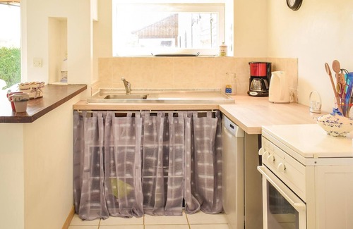 La Cambe House | This vacation property at the end of a quiet cul-de-sac welcomes you in a hamlet away from the touri