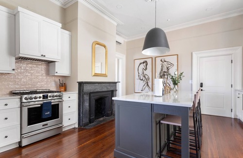 Charleston Historic District Apartment | Thomas Waring House Suite A | History Made Here