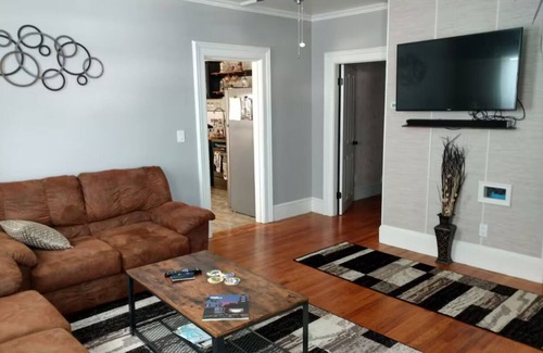 Springfield Apartment | Thompson Extended Stay- Close to everything. Large yard to unwind.