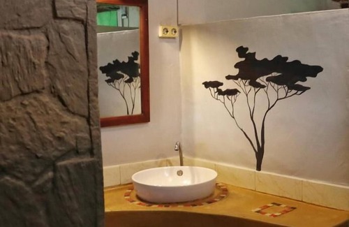 Kakumbi Cabin | Thornicroft Lodge