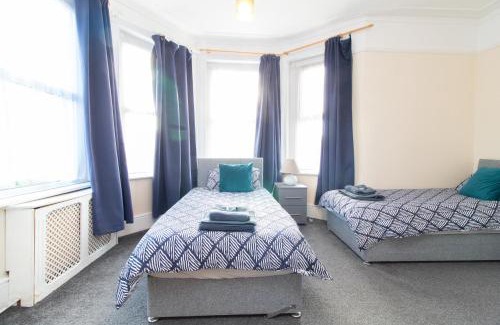 Shirley House | Thornbury Guest House Room 5