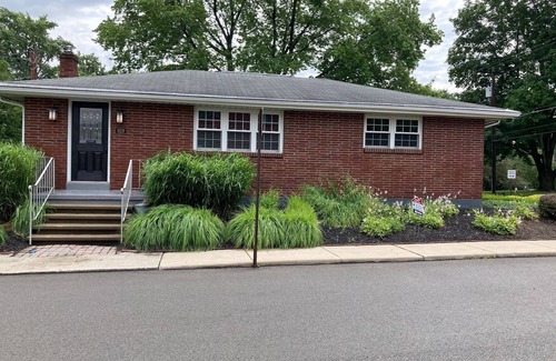 Harmony House | Thoughtfully decorated 3 bedroom Home in Historic Harmony