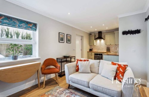 Henley-on-Thames Apartment | Three at Swiss Farm - Sage, Rosemary & Thyme