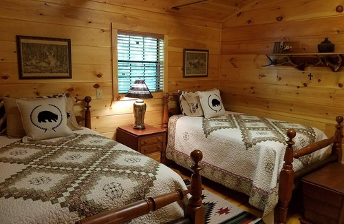 Mentone Cabin | Three Bears Lodge - The essence of Mentone