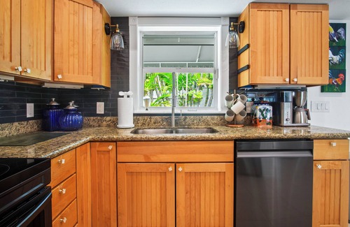 Midtown House | Three Bedroom, 3 Bath pool home close to the Atlantic!
