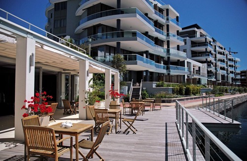Victoria and Alfred Waterfront Apartment | Three Bedroom Apartment - fully furnished and equipped