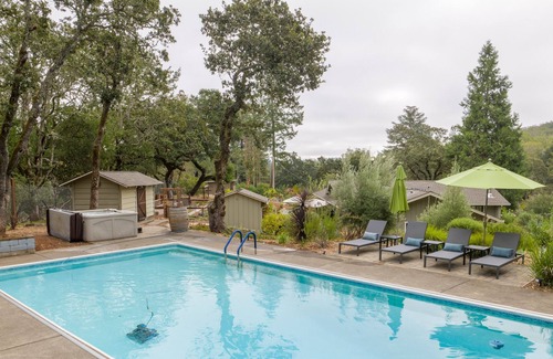 Kenwood House | Three bedroom home with Pool, Hot Tub, & Firepit in the Vineyards.