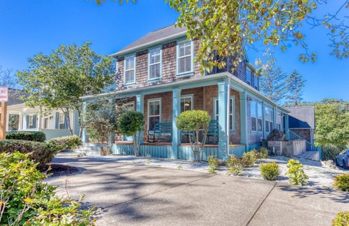 Olivia Beach House | Three bedroom house in United States of America, Lincoln City