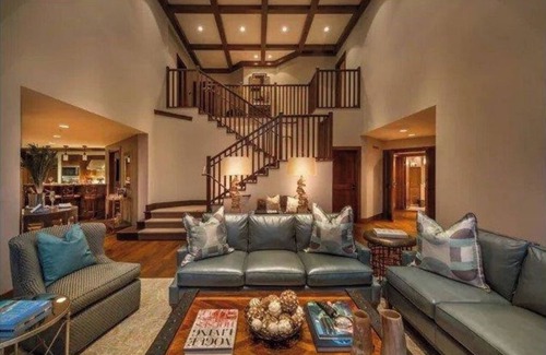Truckee Resort | Three bedroom luxury villa on slopes of Lake Tahoe.