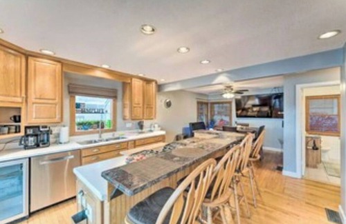 Rockford House | Three bedroom on River. Sits on the Rock River w/gorgeous views.
