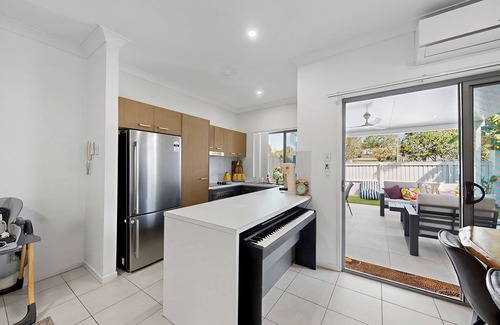 Underwood House | Three bedroom townhouse with pool