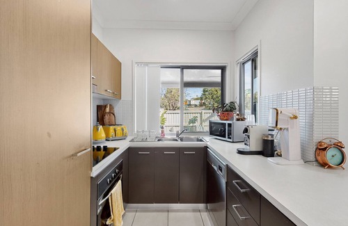 Underwood House | Three bedroom townhouse with pool