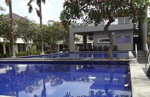 Berbah House | Three Bedrooms House With a Pool