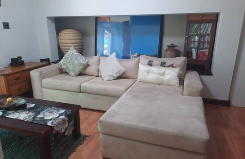 Rondebosch House | Three bedrooms in tranquil setting in Rondebosch