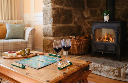 Saint Martin House | Three Chimneys
