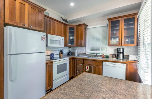 The Meadows Condo | Three-Condo Getaway in Old Town with WiFi, Shared Pool, and Hot Tub