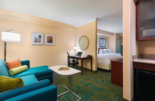 Biggar House | Three Convenient Room | Close to Gulf Coast Town Center | Enjoy Free Parking