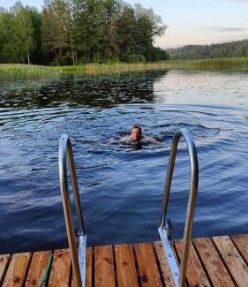 Lohja Ski Chalet | Three cozy cottages, sauna and hot tub