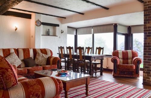 Bude House | Three Fields