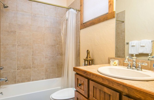 Bear Crossing House | Three-Level Townhome with Stunning Mountain Views, Fireplace, Deck & Balcony