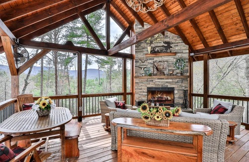 Hidden Lake House | Three Loves Cabin | Cherry Log, GA