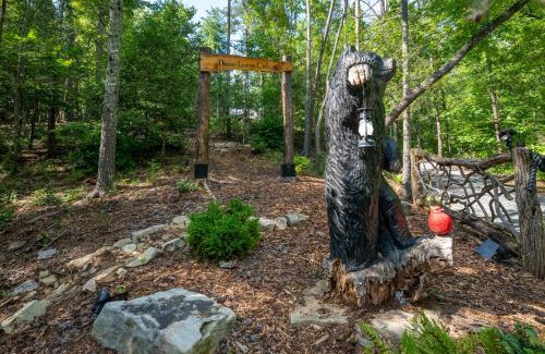 Hidden Lake House | Three Loves Cabin - Three Loves Cabin - Cherry Log GA - Hot Tub, Fire Pit