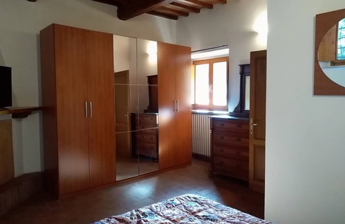Scandicci Other | Three-room apartment, 80 square meters, 5/7 persons with swimming pool, 8 km from the center of Florence