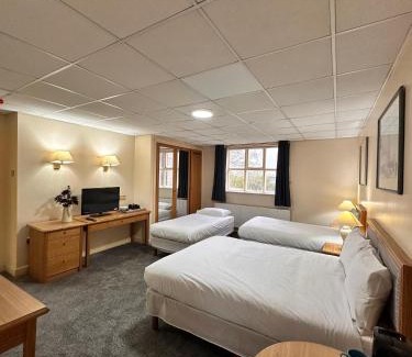 Everton Hotel | Throstles Nest Hotel