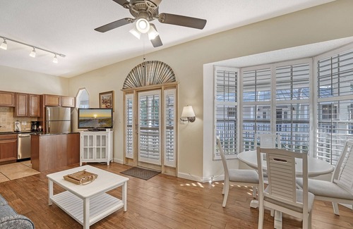 Whitney Beach Cottage | Throwback Charm Meets Beach Bliss 1BR Cottage