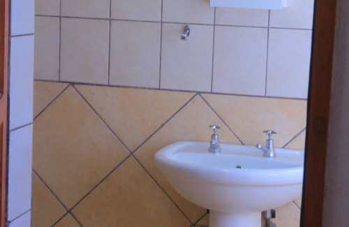 Tzaneen House | Thully teams guest house Tzaneen
