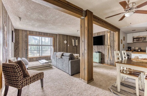Government Camp Condo | Thunderhead Condo With Heated Pool & Mountain View