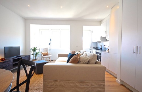 Sao Joao de Deus Apartment | Thyme Apartment, Central heating, Wifi !New!