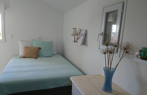 Guisseny House | Ti Bihan Mammig Reina 4 Personnes. Proche du Bourg et de la Plage