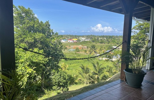 Circuit 1C1 Apartment | Tibou Location, in the heart of Guadeloupe, between sea and mountains .