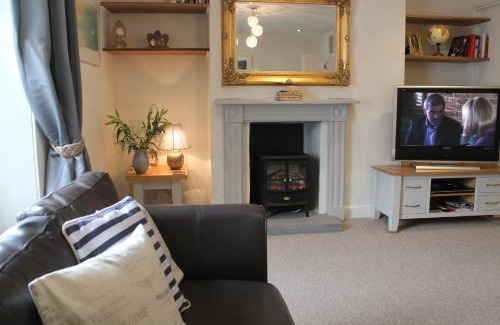 Shaldon Apartment | Tide House Seaside Holiday Cottage