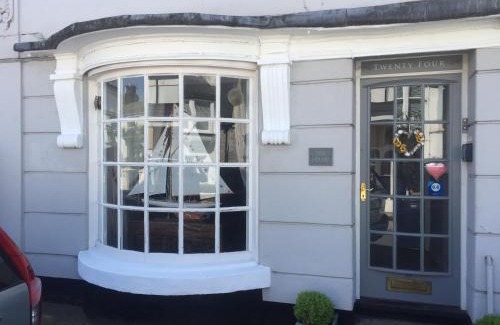 Shaldon Apartment | Tide House Seaside Holiday Cottage