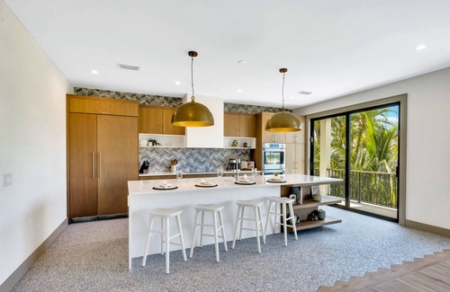 Bradenton Beach House | Tide of Your Life! Luxury Home with Pool, Spa, Rooftop Deck and Walk to Beach