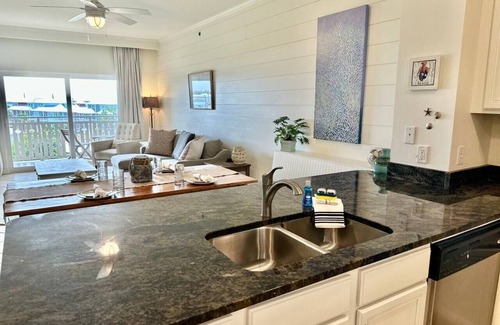 Waterside Village Condo | Tide The Knot – Poolside Condo | Min Walk to Beach Sleeps 6
