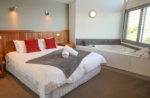 Port Fairy Apartment | Tides Apartments