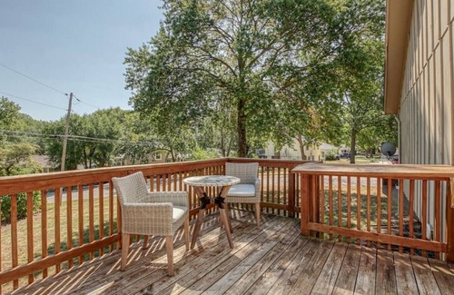 Olathe House | Tidy Townhouse: 3bd/1.5ba