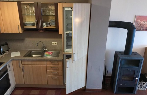 Zandt Apartment | Tie-friendly vacation home with garden and infrared sauna
