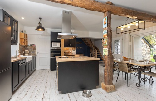 Cherrueix House | Tiegezh by Interhome