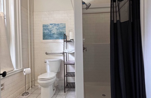 Newburgh Apartment | Tiffany Suite in Historic Newburgh, NY